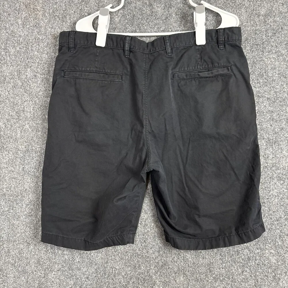 Uniqlo Shorts Mens Size 36  Black Chino Casual Preppy